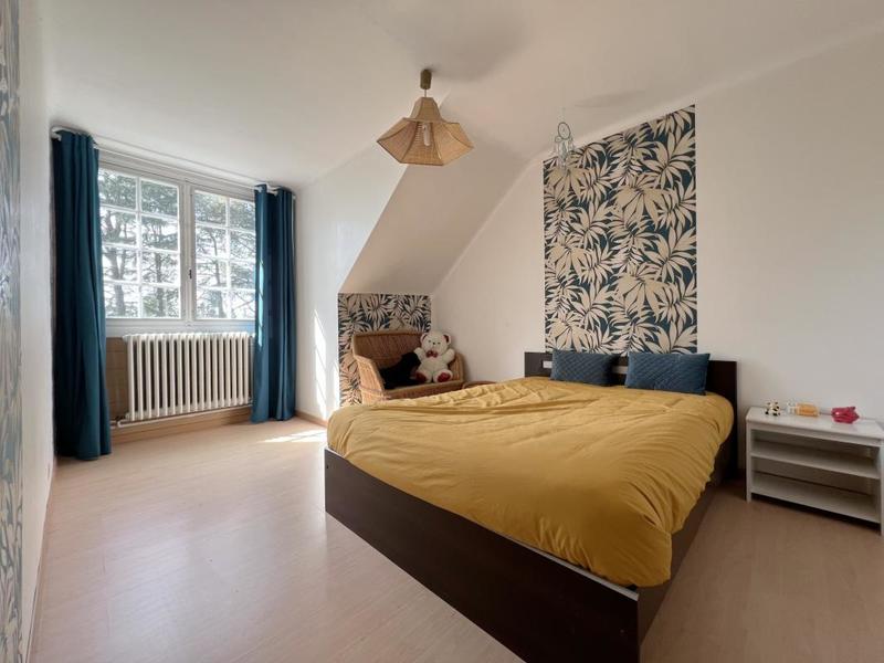 Maison - 188 m² - 8 pièces