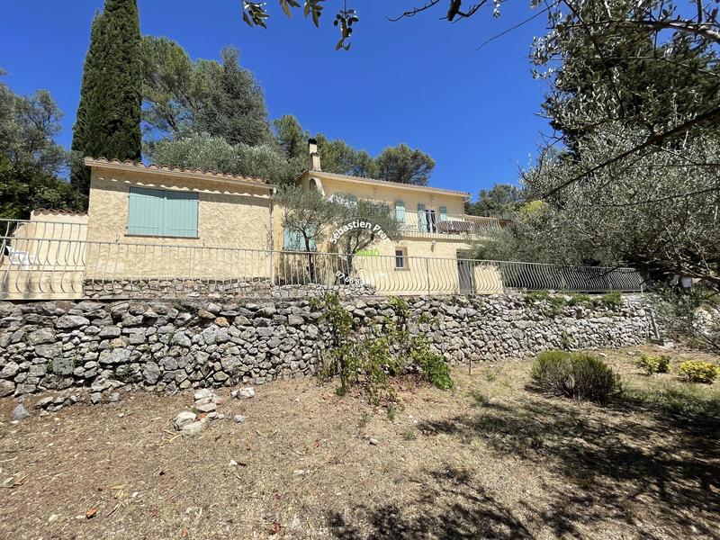 Villa - 130 m² - 6 pièces