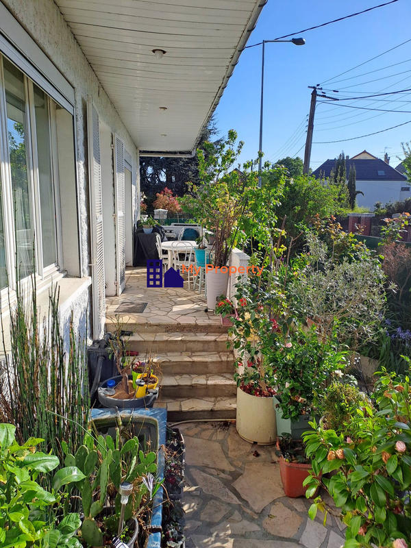 Maison ancienne - 165 m² - 8 pièces