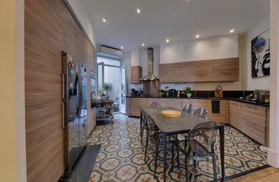 Appartement - 136 m² - 4 pièces