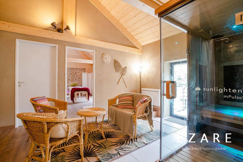 Maison - 625 m² - 21 pièces