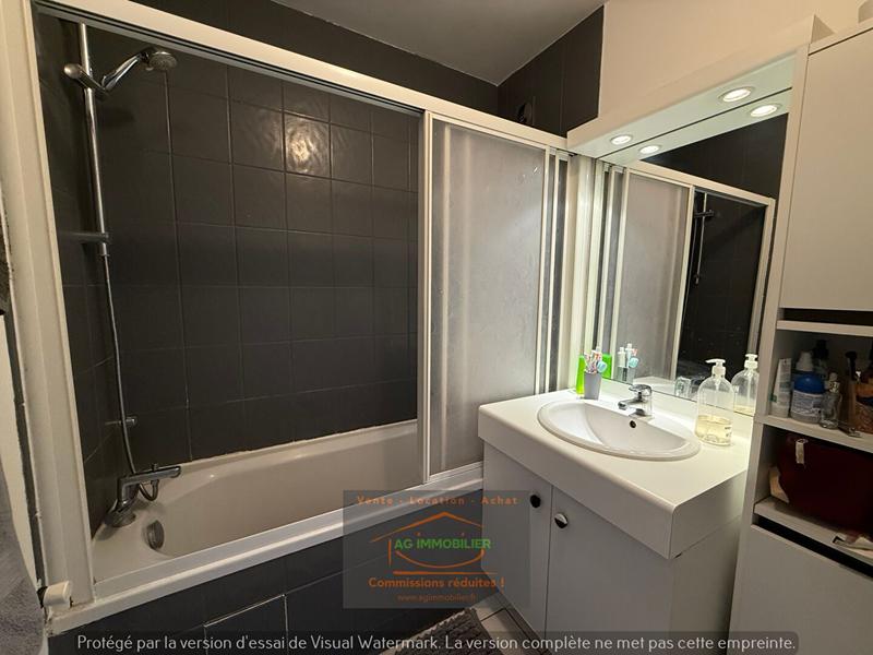 Appartement - 82 m² - 4 pièces