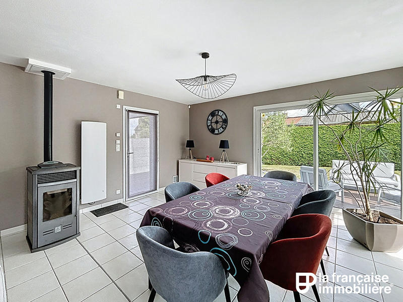 Maison - 135 m² - 6 pièces