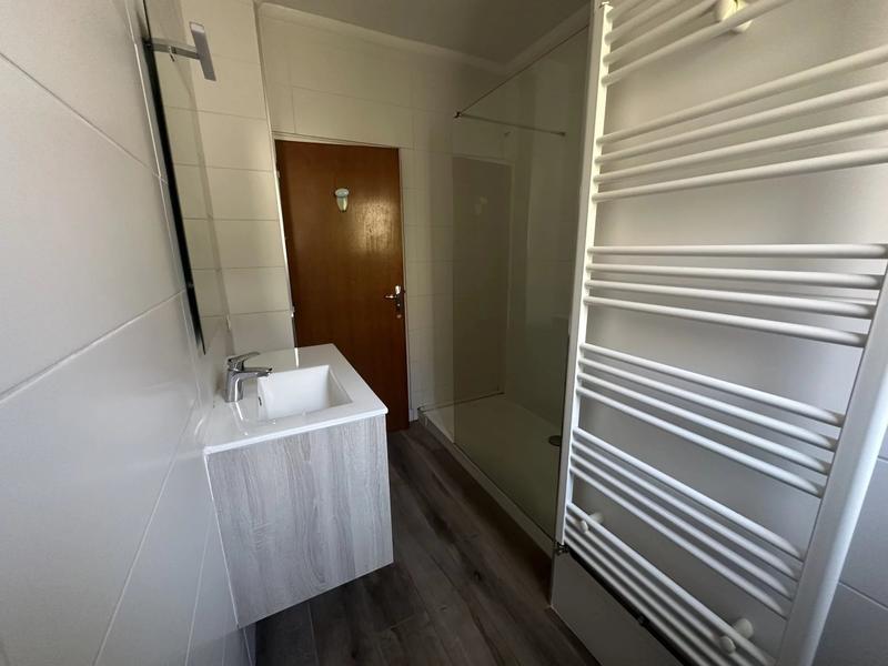 Maison - 181 m² - 9 pièces