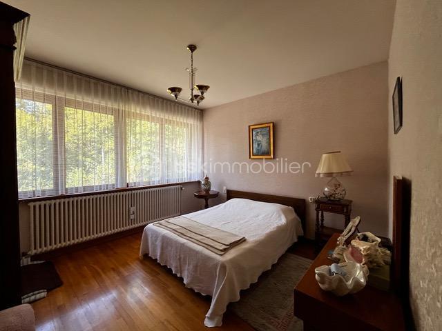 Maison d'architecte - 300 m² - 8 pièces