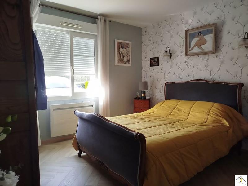 Maison traditionnelle - 95 m² - 5 pièces