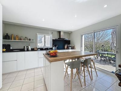 Maison - 148 m² - 7 pièces