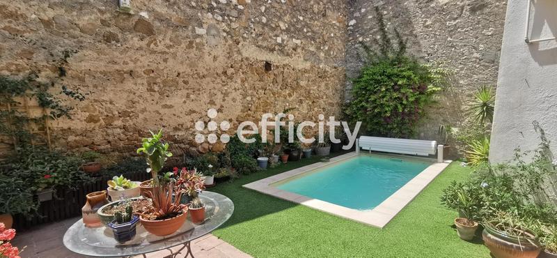 Maison - 165 m² - 8 pièces