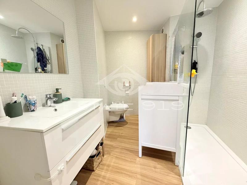 Appartement - 125 m² - 3 pièces