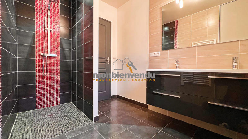 Maison - 111 m² - 5 pièces