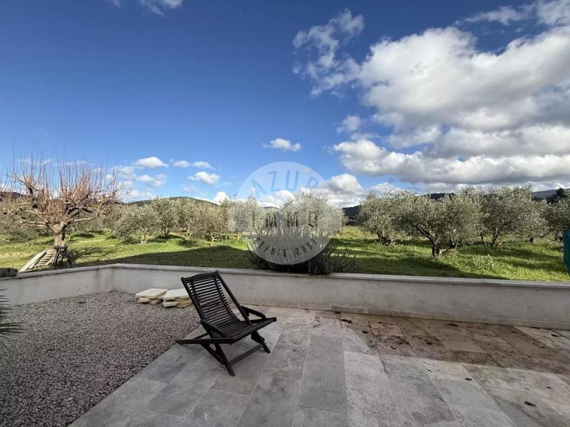 Maison - 115 m² - 4 pièces