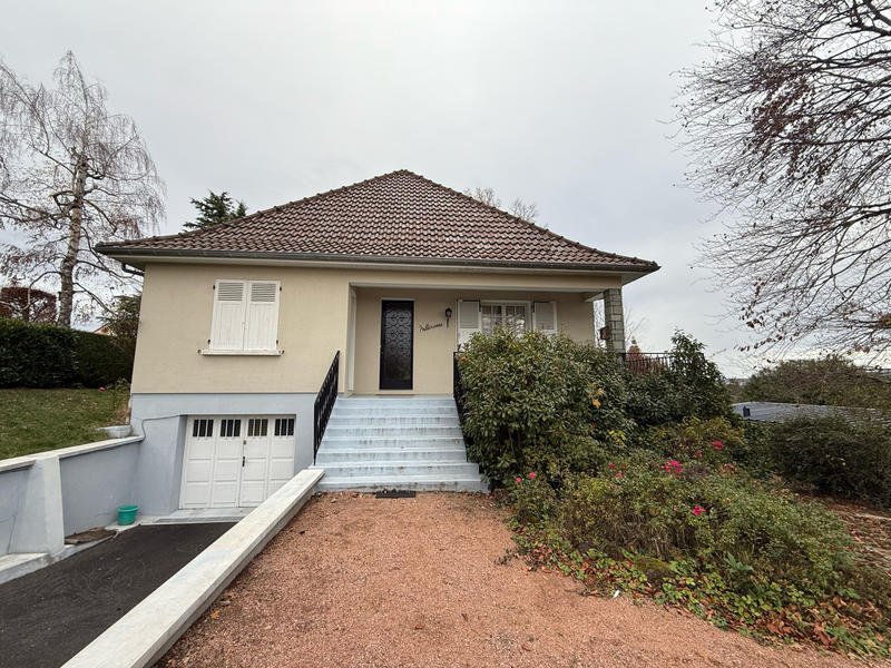 Maison - 181 m² - 7 pièces