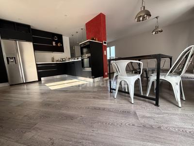 Maison - 170 m² - 6 pièces