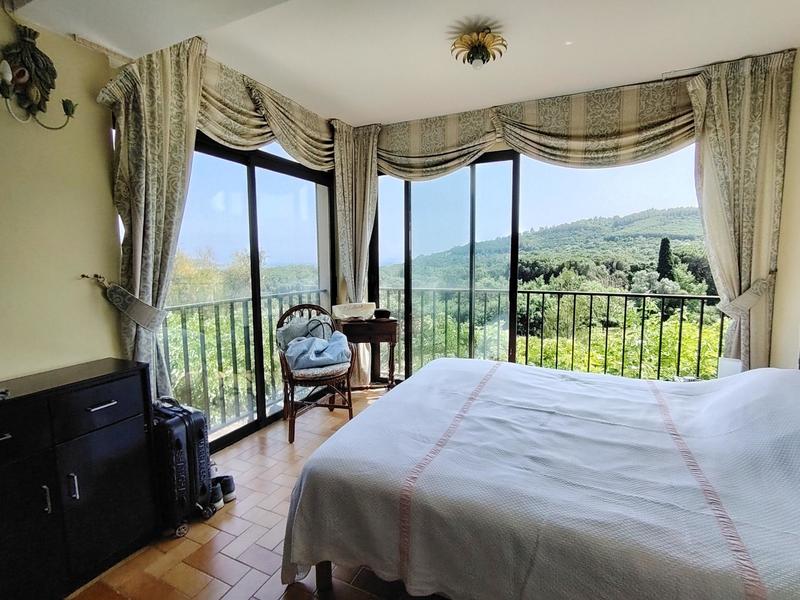 Maison - 87 m² - 3 pièces