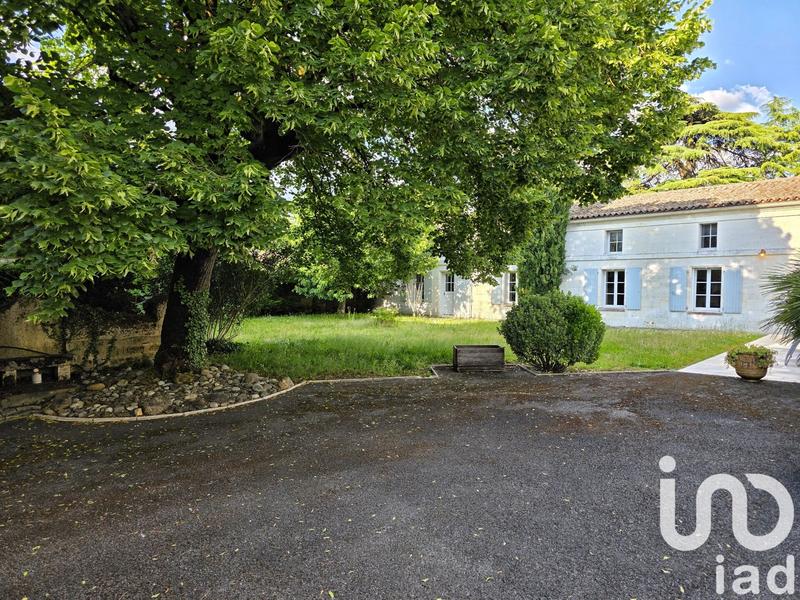 Maison - 380 m² - 12 pièces