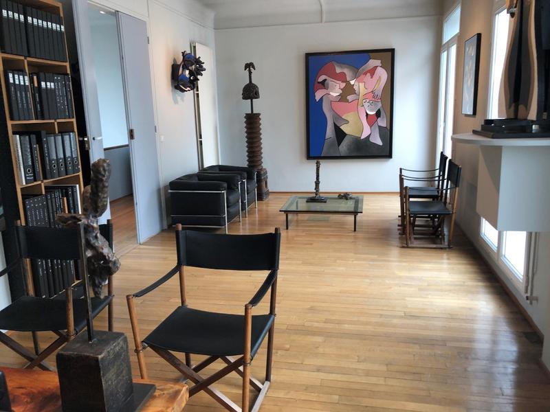 Maison - 798 m² - 12 pièces