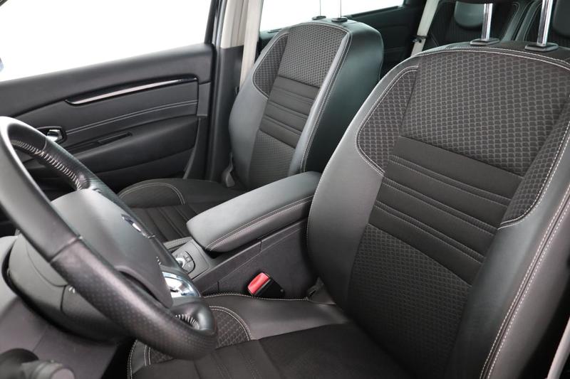 Renault Scénic 1.6 dCi Energy Bose Edition 130 ch