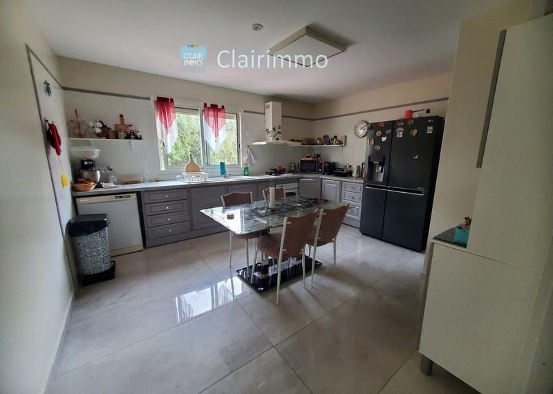 Maison - 494 m² - 20 pièces