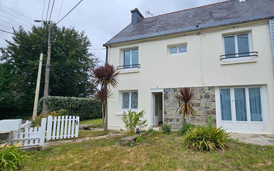 Maison - 11 243 m² - 5 pièces