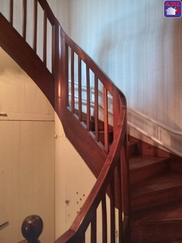 Maison - 128 m² - 7 pièces