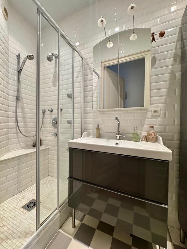 Appartement - 156 m² - 6 pièces