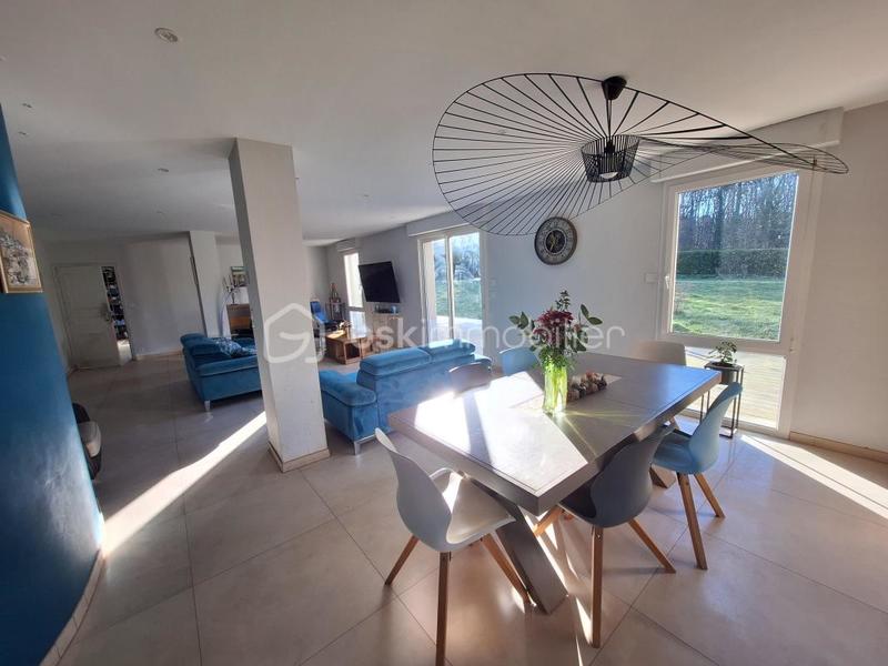 Demeure - 310 m² - 10 pièces