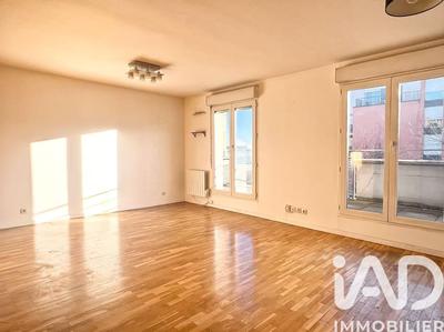 Appartement - 89 m² - 4 pièces