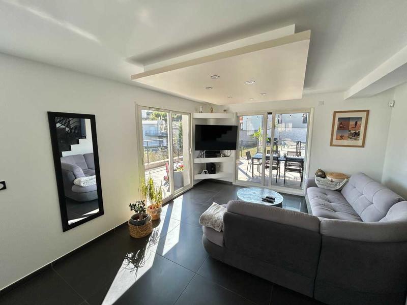 Maison - 153 m² - 6 pièces