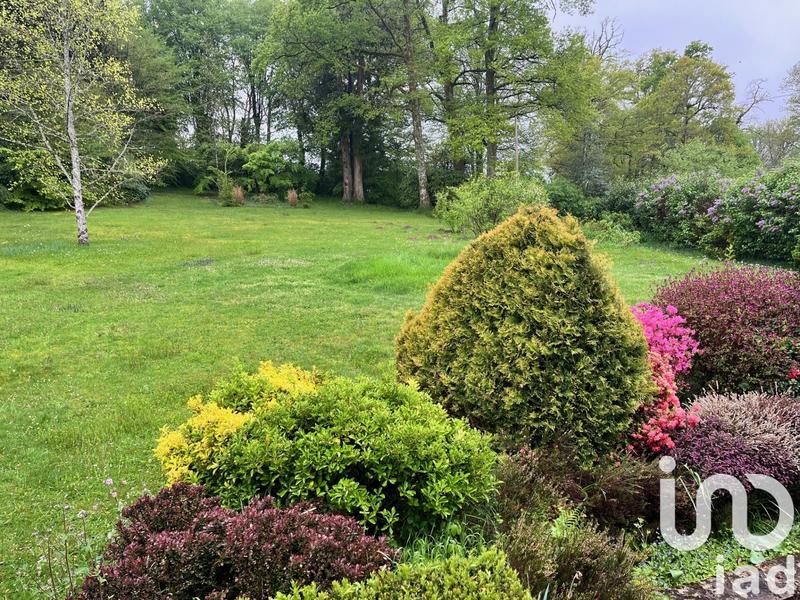 Maison - 249 m² - 7 pièces