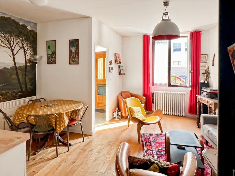 Appartement - 85 m² - 4 pièces