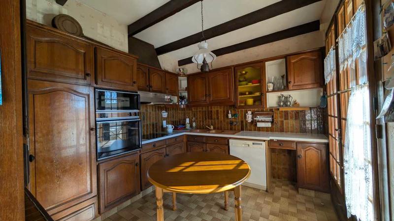 Maison - 168 m² - 7 pièces