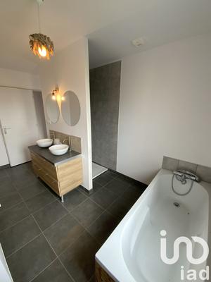 Maison - 122 m² - 5 pièces