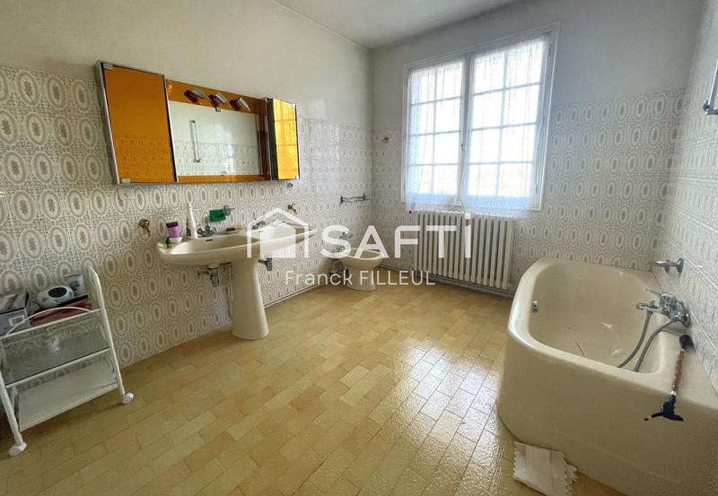 Maison - 400 m² - 13 pièces