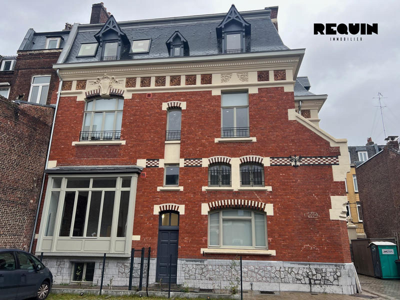 Appartement - 94 m² - 5 pièces