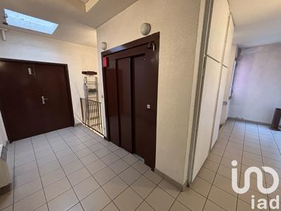 Immeuble - 1 374 m²