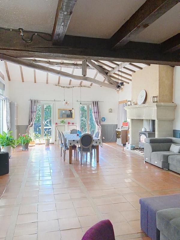 Maison ancienne - 396 m² - 10 pièces