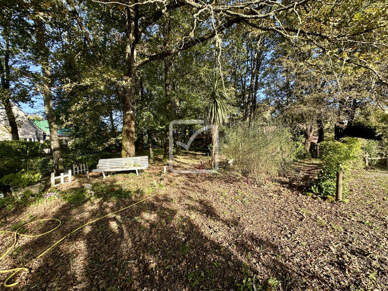 Maison - 201 m² - 6 pièces