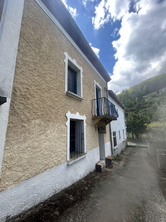 Maison - 90 m² - 7 pièces