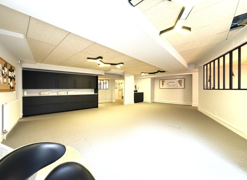 Bureau - 206 m² - 6 pièces