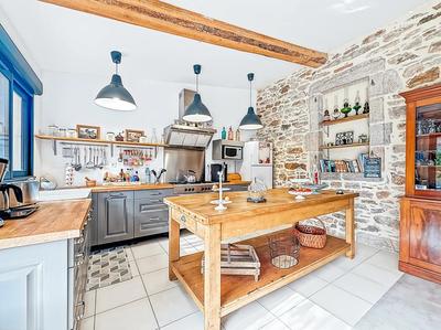Maison en pierre - 140 m² - 5 pièces