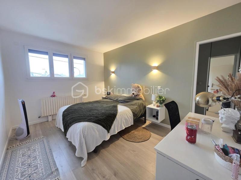 Maison - 193 m² - 8 pièces