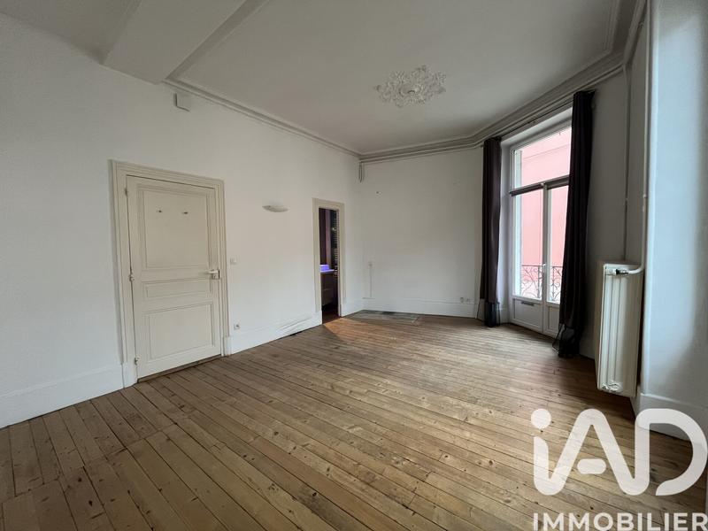 Appartement - 167 m² - 7 pièces