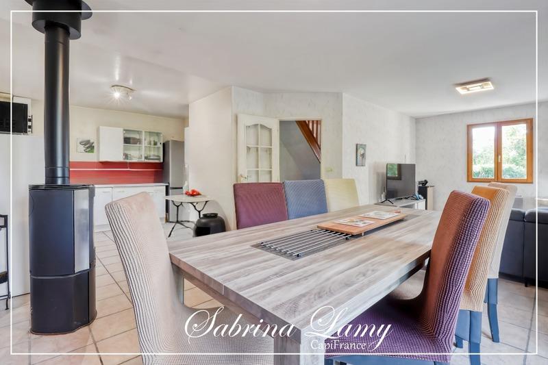 Maison - 93 m² - 4 pièces