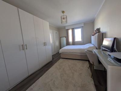 Appartement - 90 m² - 3 pièces