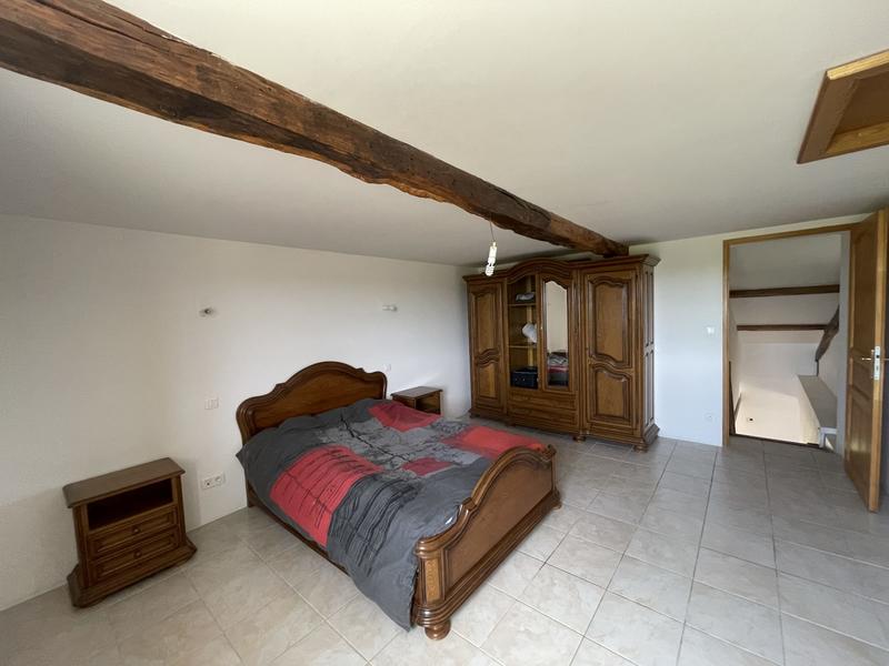 Maison - 266 m² - 7 pièces