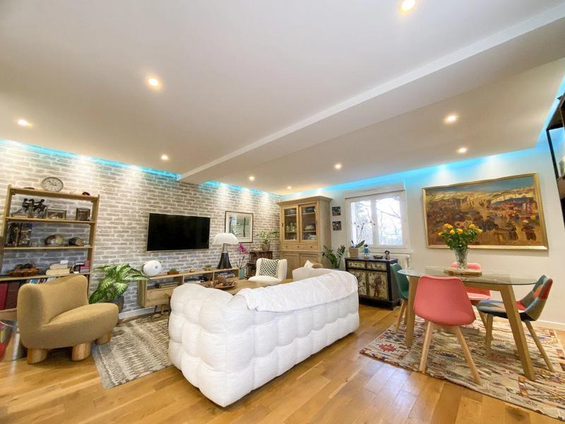 Maison - 113 m² - 6 pièces