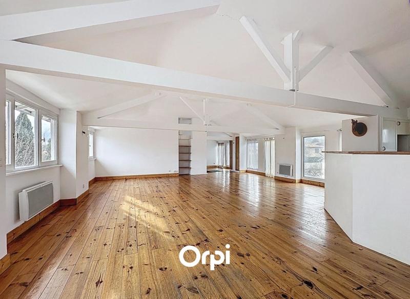 Appartement - 145 m² - 5 pièces