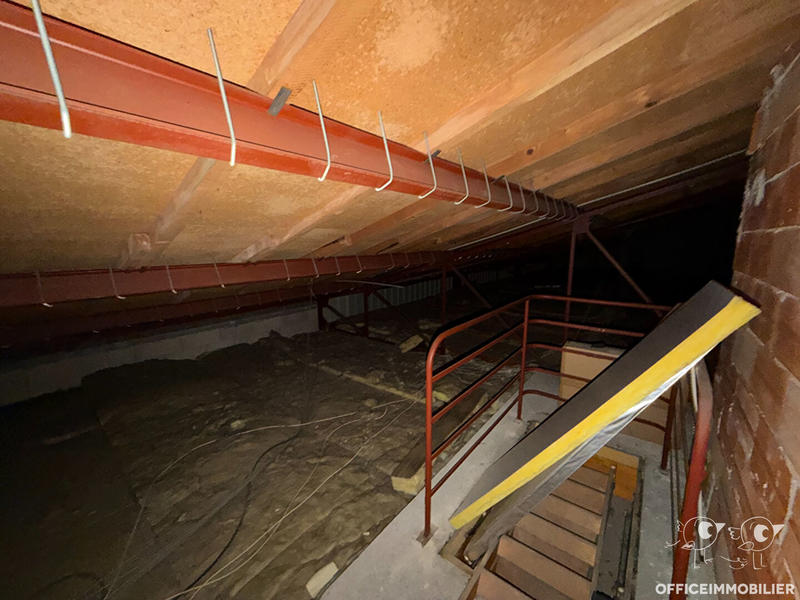 Local d'activité / Entrepôt - 775 m²