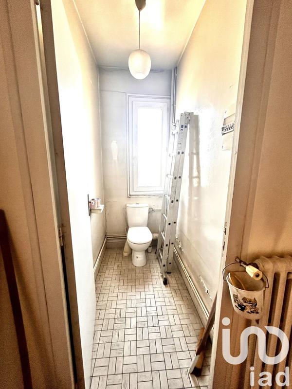 Maison - 227 m² - 9 pièces