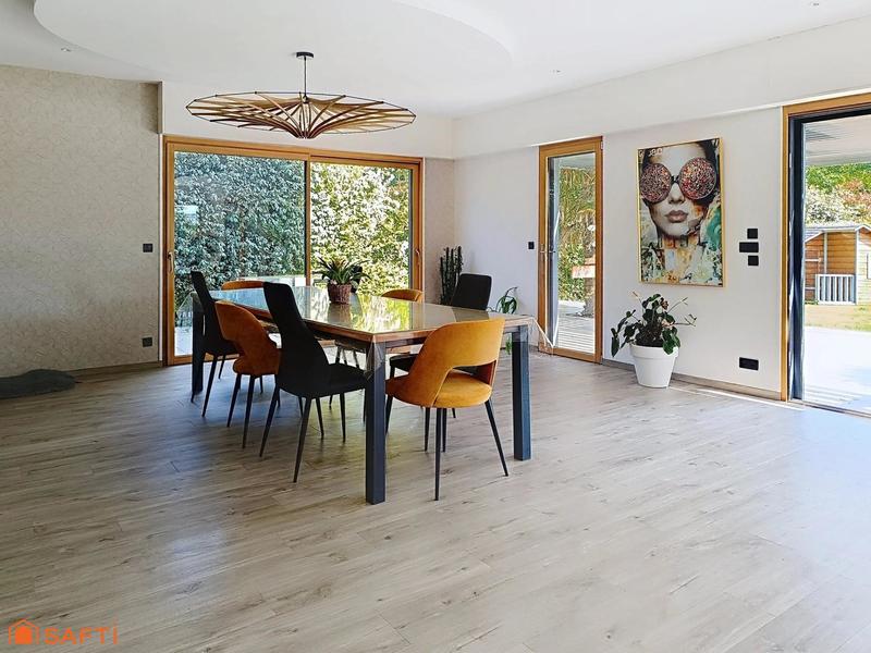 Maison - 186 m² - 7 pièces